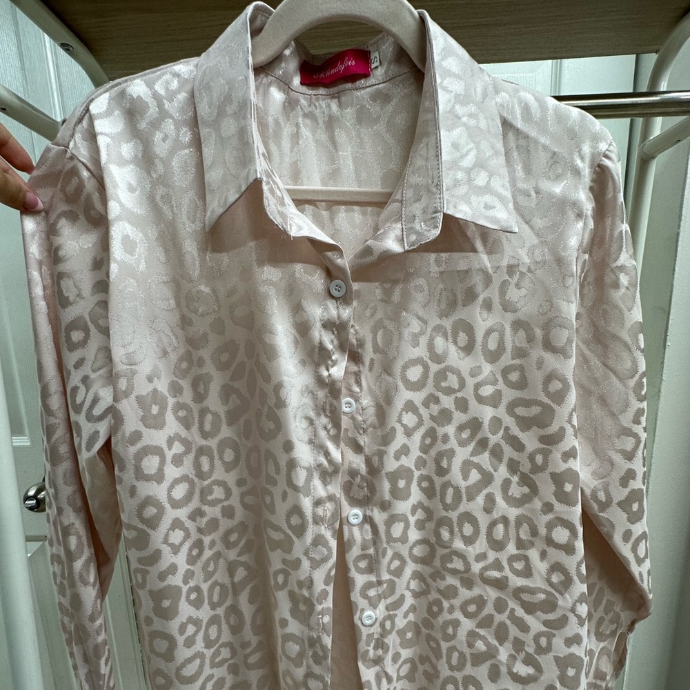 Mundefeis Women's blouse. Pink. Size S